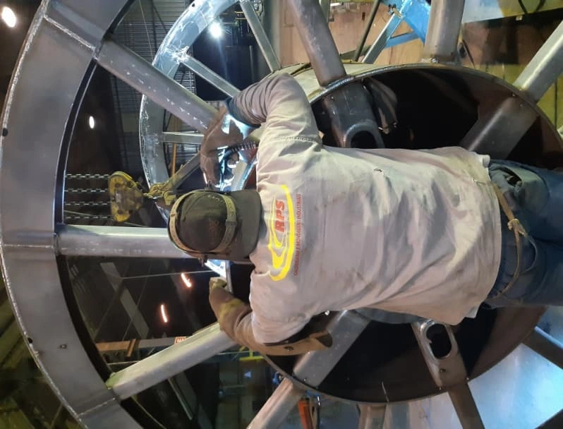 Soldagem por Resistência Soldagem por Resistência